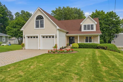 302 Lakeside Road