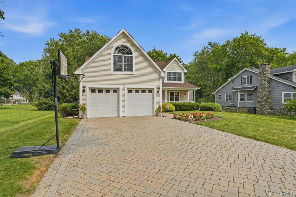 302 Lakeside Road Newburgh, NY 12550