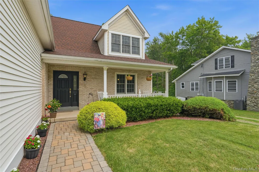 302 Lakeside Road Newburgh, NY 12550