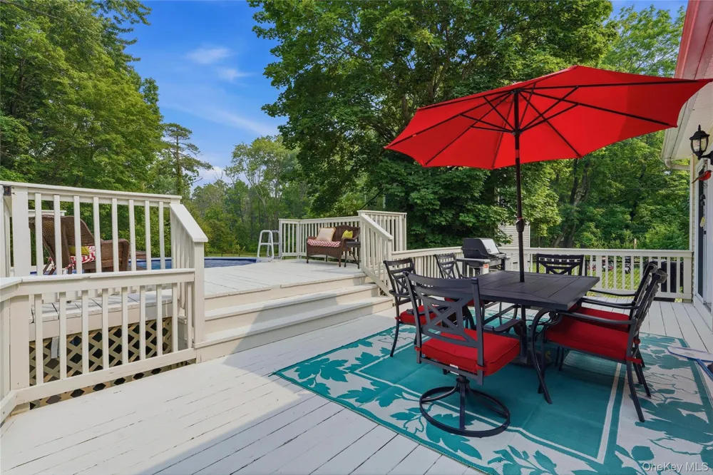 302 Lakeside Road Newburgh, NY 12550