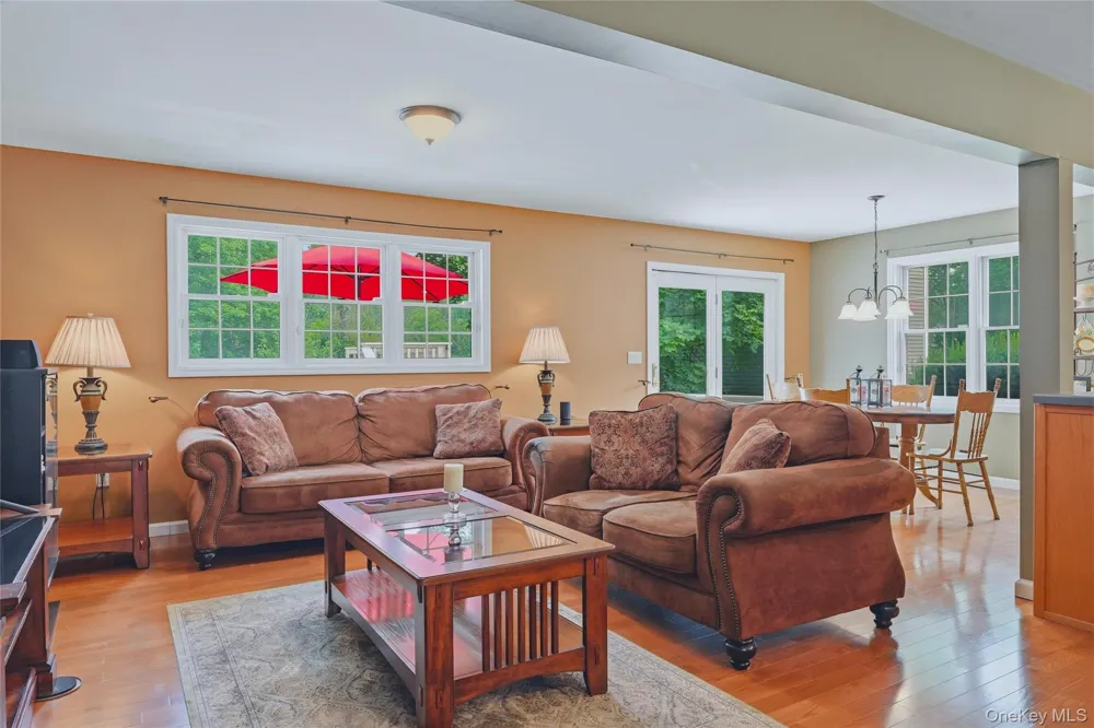 302 Lakeside Road Newburgh, NY 12550
