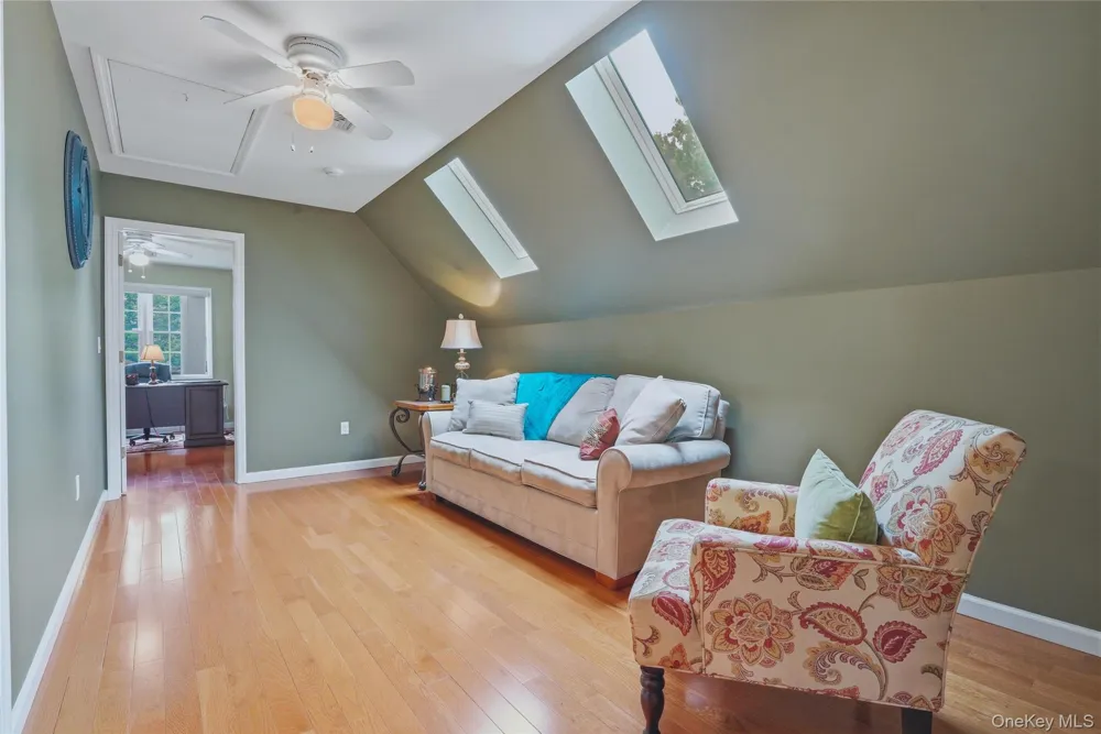 302 Lakeside Road Newburgh, NY 12550