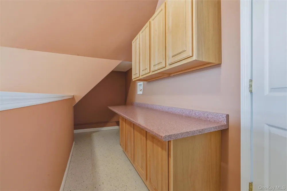 302 Lakeside Road Newburgh, NY 12550