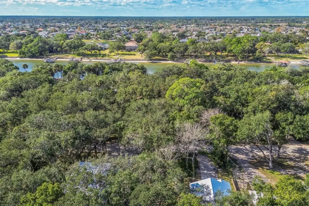 111 HERNANDEZ AVENUE Palm Coast, FL 32137