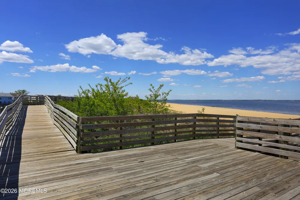 9 Woodland Avenue Keansburg, NJ 07734