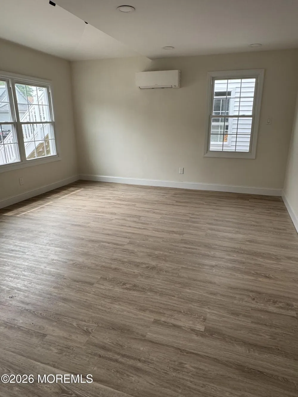 9 Woodland Avenue Keansburg, NJ 07734