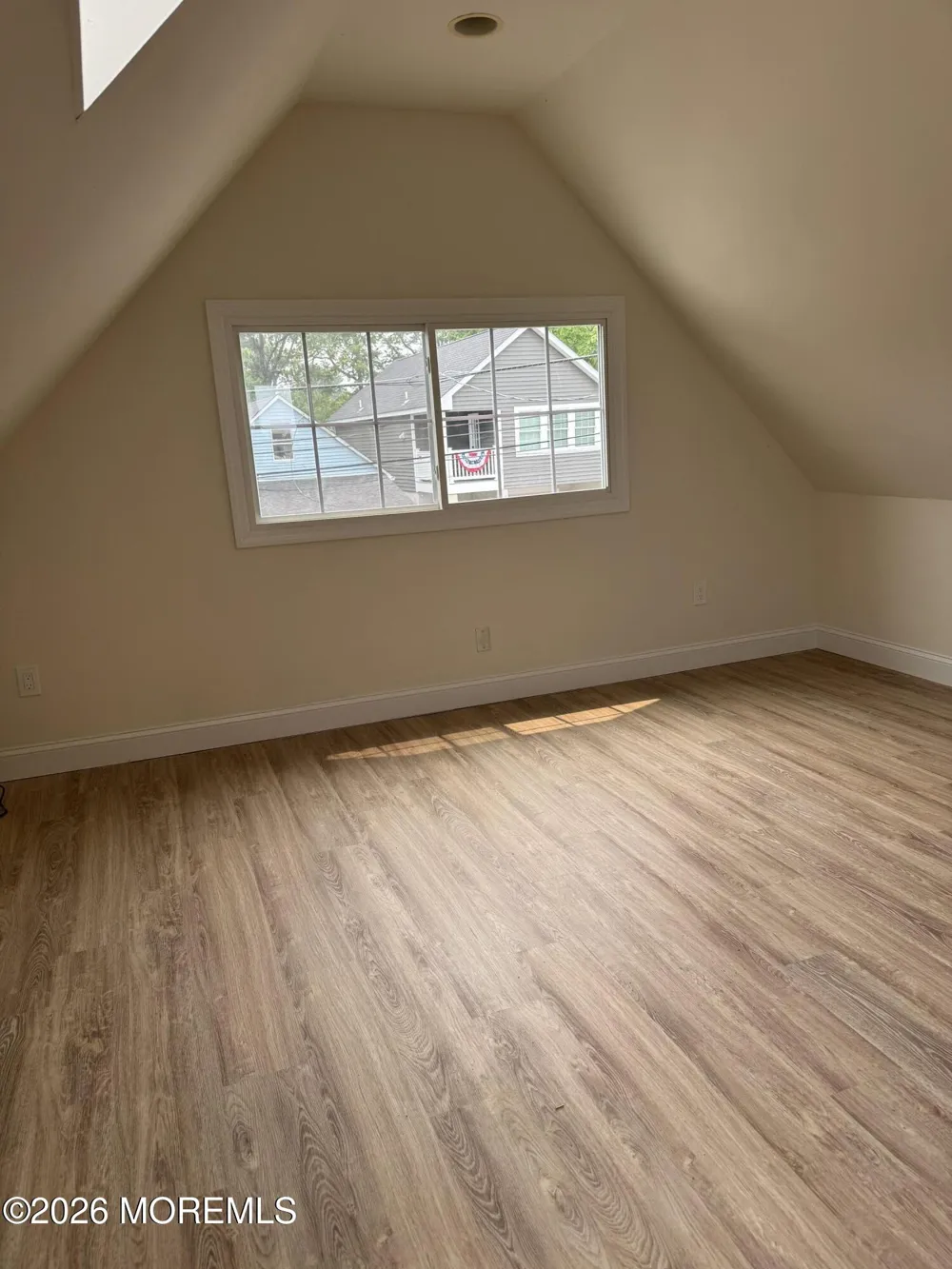 9 Woodland Avenue Keansburg, NJ 07734