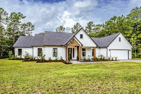 111 Eagle Run