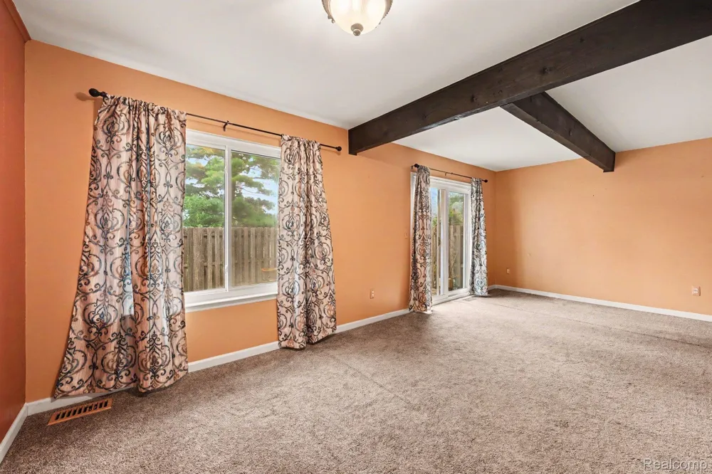 37491 Charter Oaks Boulevard Clinton Charter Township, MI 48036