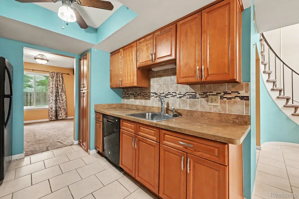 37491 Charter Oaks Boulevard Clinton Charter Township, MI 48036