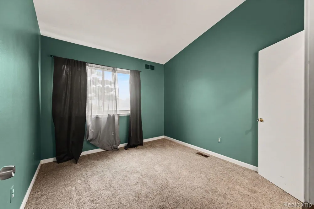 37491 Charter Oaks Boulevard Clinton Charter Township, MI 48036