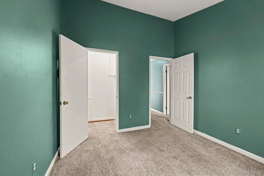 37491 Charter Oaks Boulevard Clinton Charter Township, MI 48036