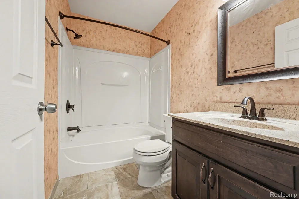 37491 Charter Oaks Boulevard Clinton Charter Township, MI 48036