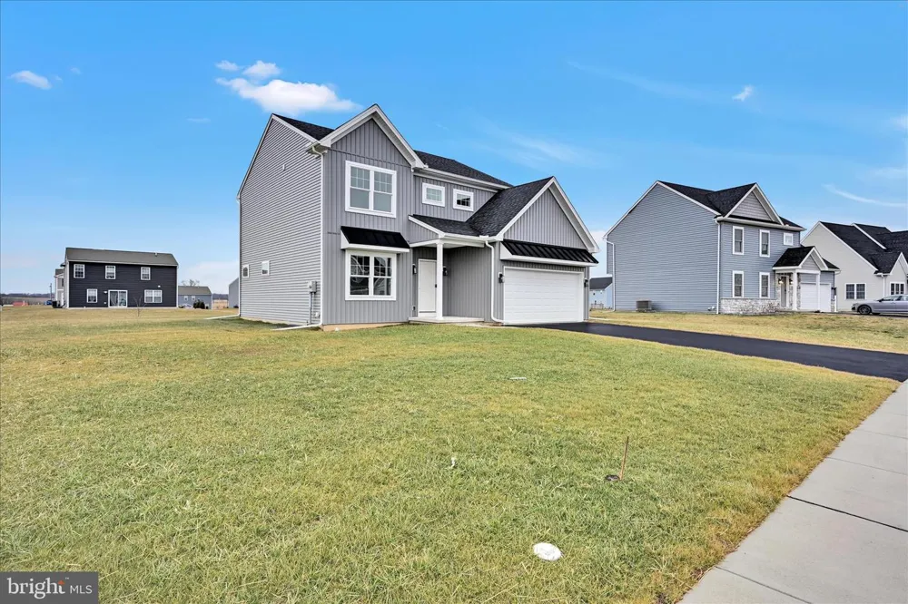 256 PILGRIM DRIVE Lancaster, PA 17603