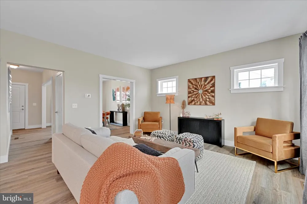 256 PILGRIM DRIVE Lancaster, PA 17603