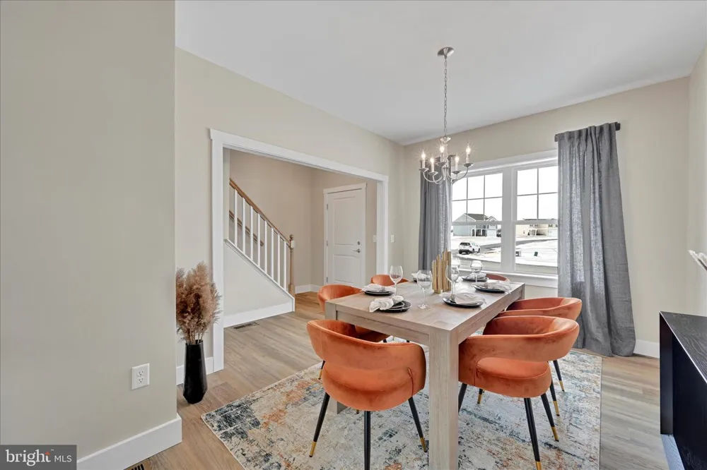 256 PILGRIM DRIVE Lancaster, PA 17603