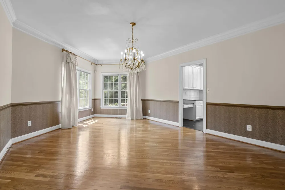3807 PARK LAKE DRIVE Rockville, MD 20853
