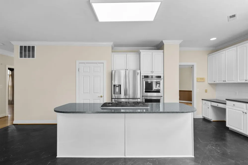 3807 PARK LAKE DRIVE Rockville, MD 20853