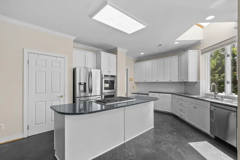 3807 PARK LAKE DRIVE Rockville, MD 20853