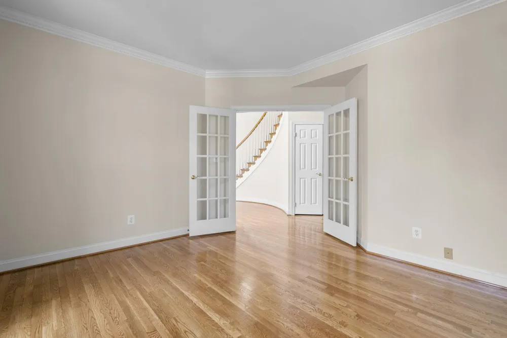 3807 PARK LAKE DRIVE Rockville, MD 20853