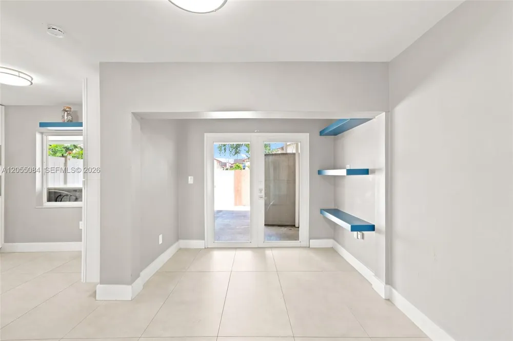 5255 W 26th Ct #803 Hialeah, FL 33016