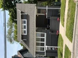 909 Knowles Street Royal Oak City, MI 48067