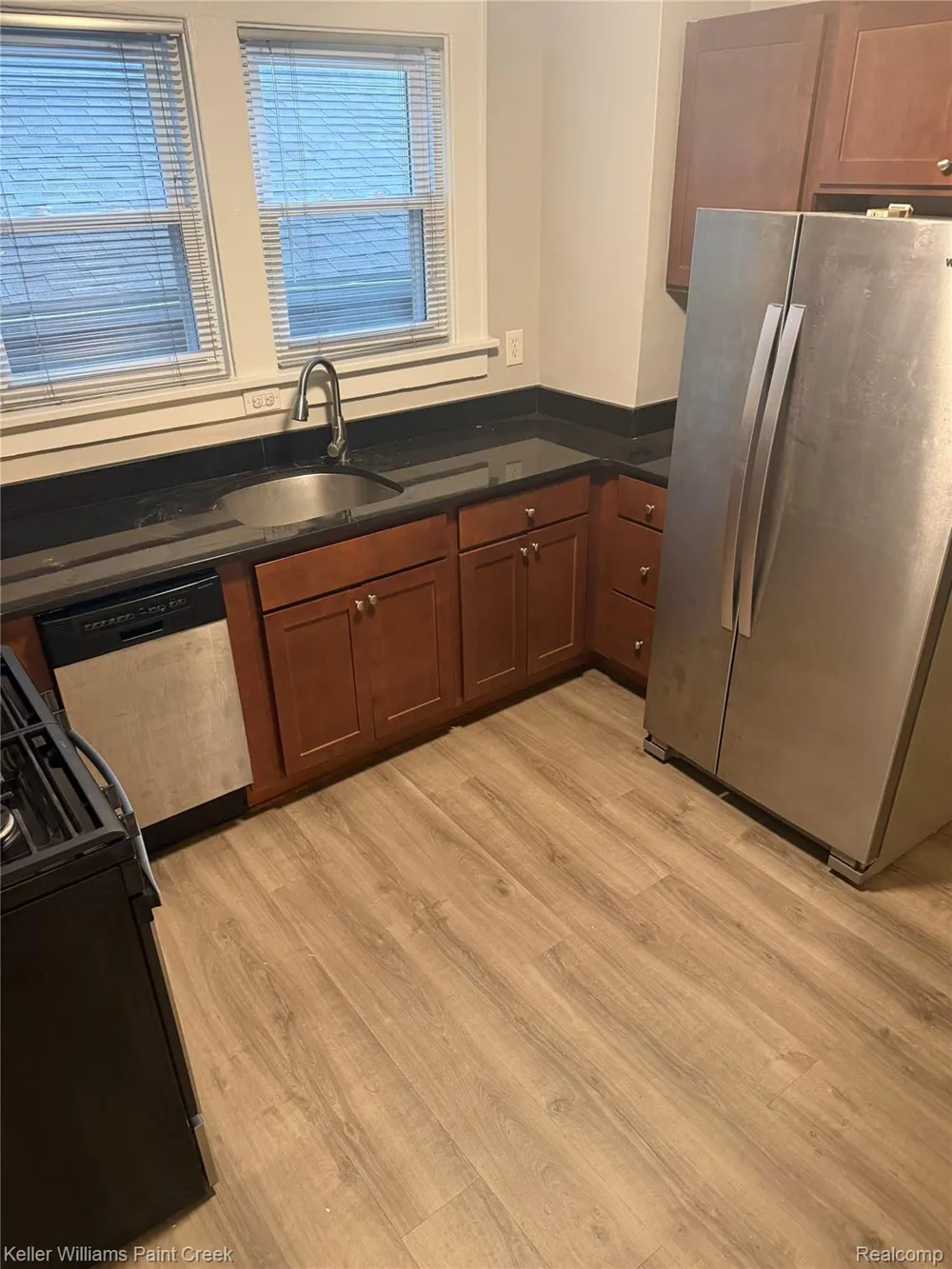 909 Knowles Street Royal Oak City, MI 48067