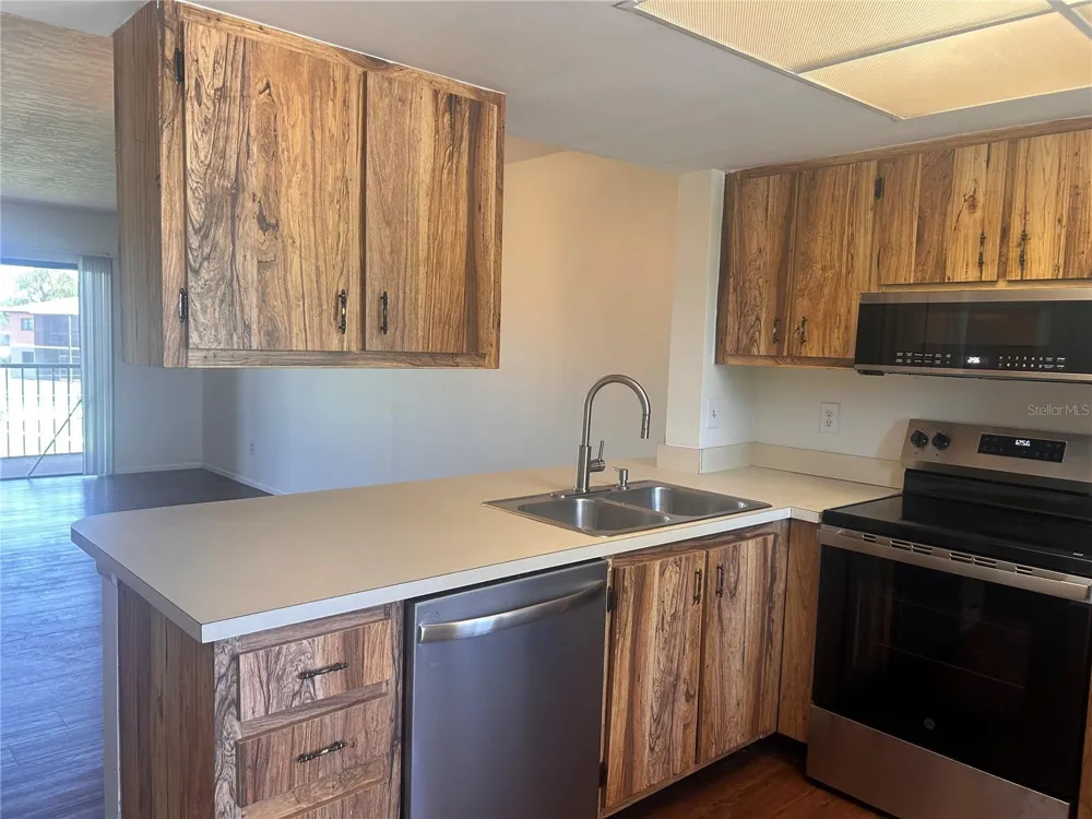 1712 UNIVERSITY LN #307 Cocoa, FL 32922