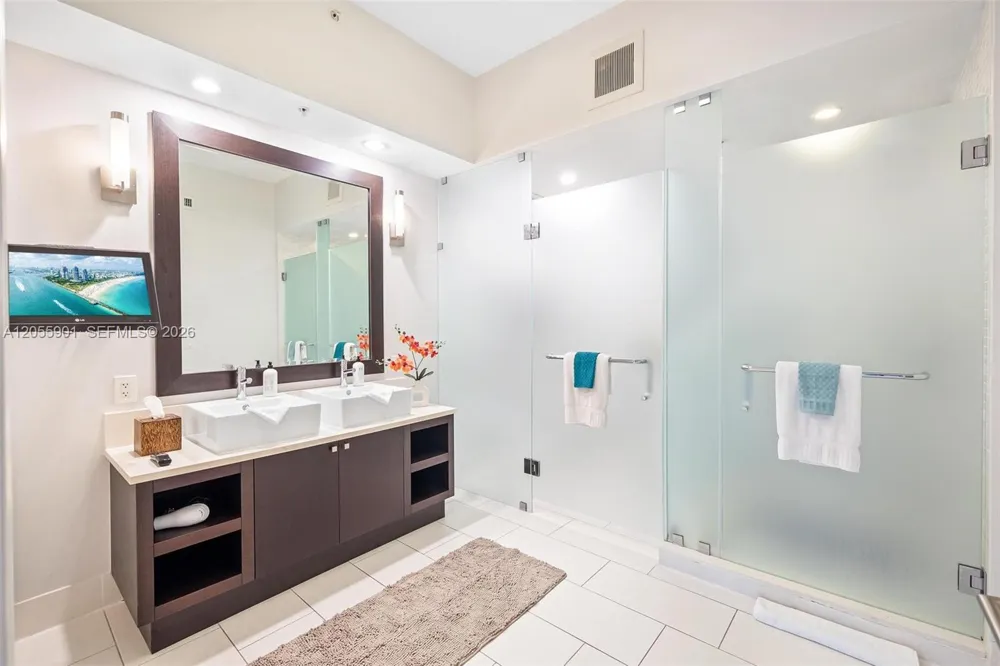 5300 NW 87th Ave #612 Doral, FL 33178