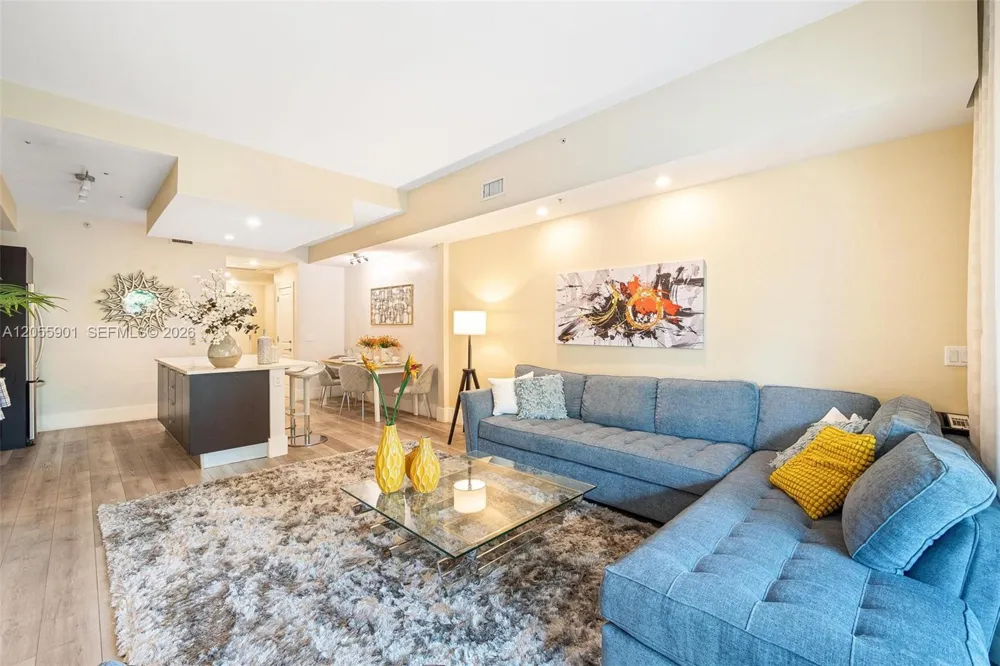 5300 NW 87th Ave #612 Doral, FL 33178