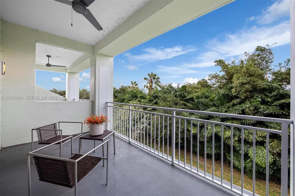 5300 NW 87th Ave #612 Doral, FL 33178