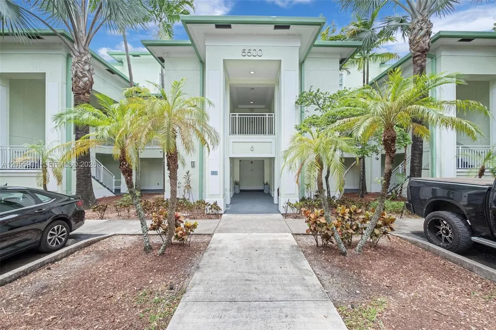 5300 NW 87th Ave #612 Doral, FL 33178