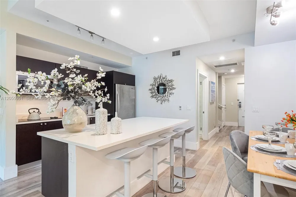 5300 NW 87th Ave #612 Doral, FL 33178