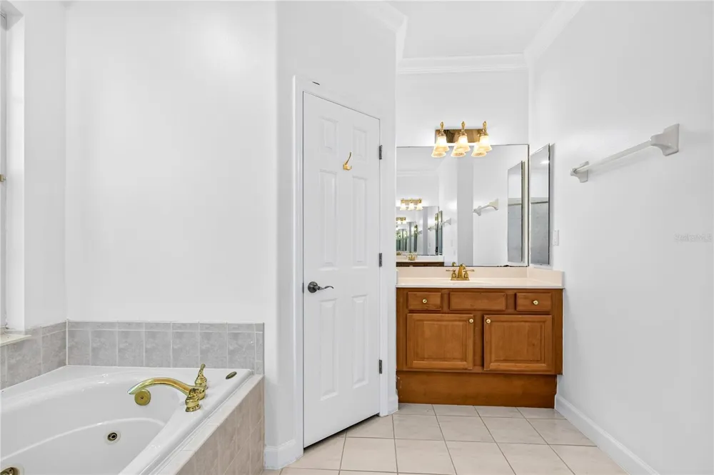 19337 SPRING OAK DRIVE Eustis, FL 32736
