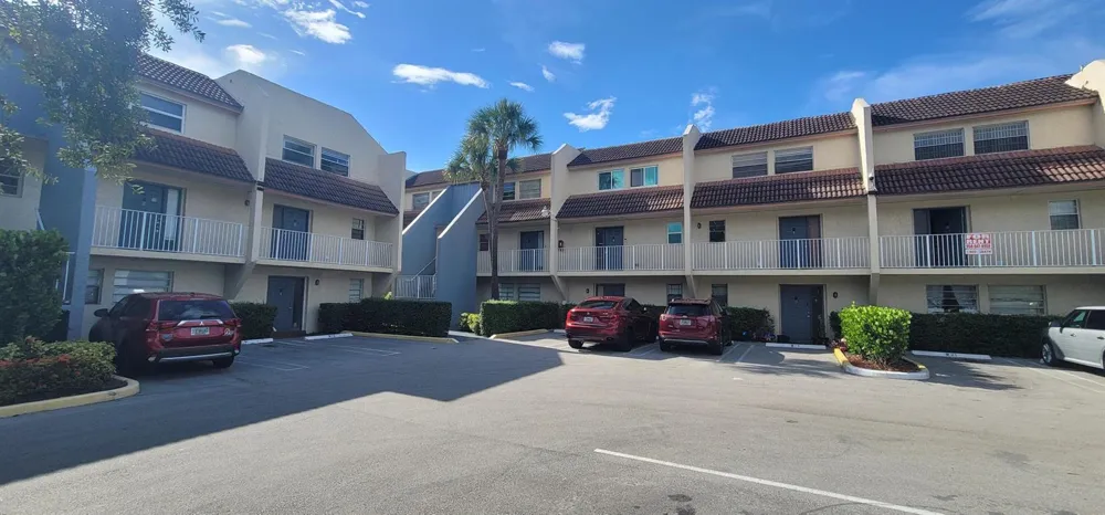 3760 NW 115TH WAY #8-2 Coral Springs, FL 33065