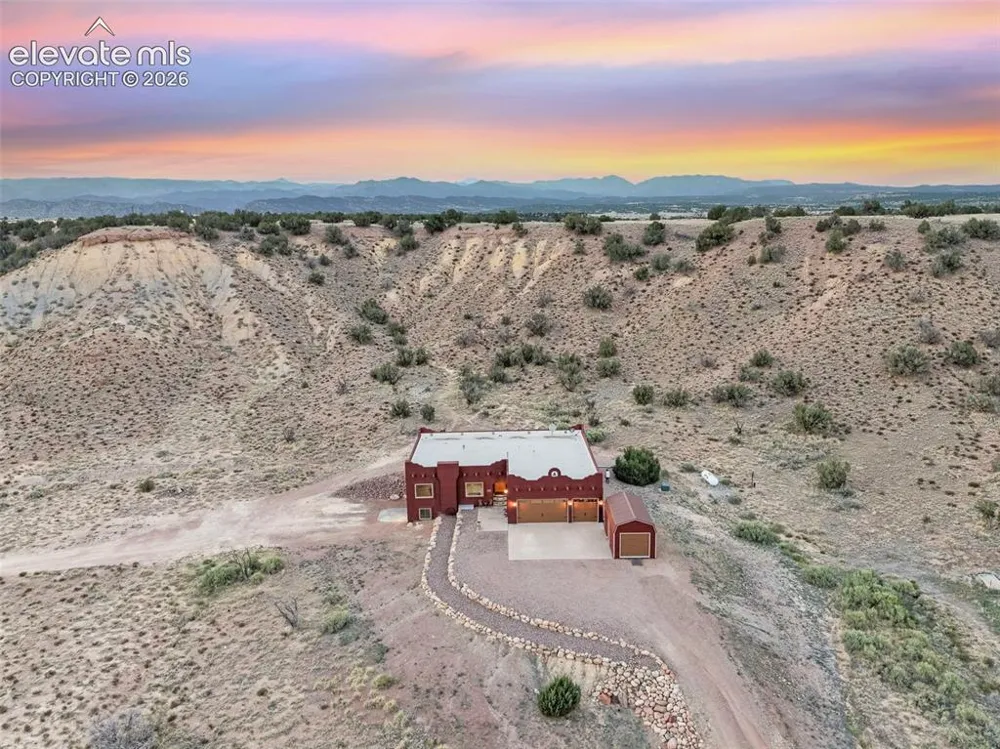 507 Van Egmond Drive Penrose, CO 81240