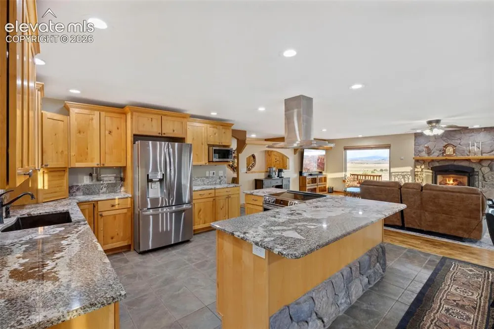 507 Van Egmond Drive Penrose, CO 81240