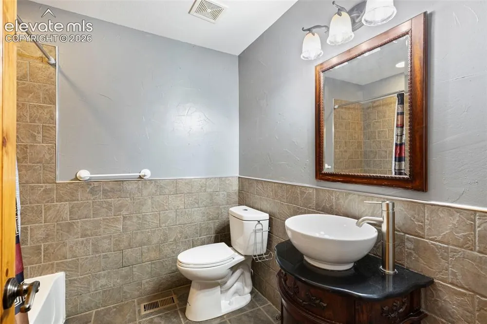 507 Van Egmond Drive Penrose, CO 81240