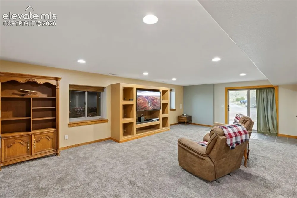 507 Van Egmond Drive Penrose, CO 81240
