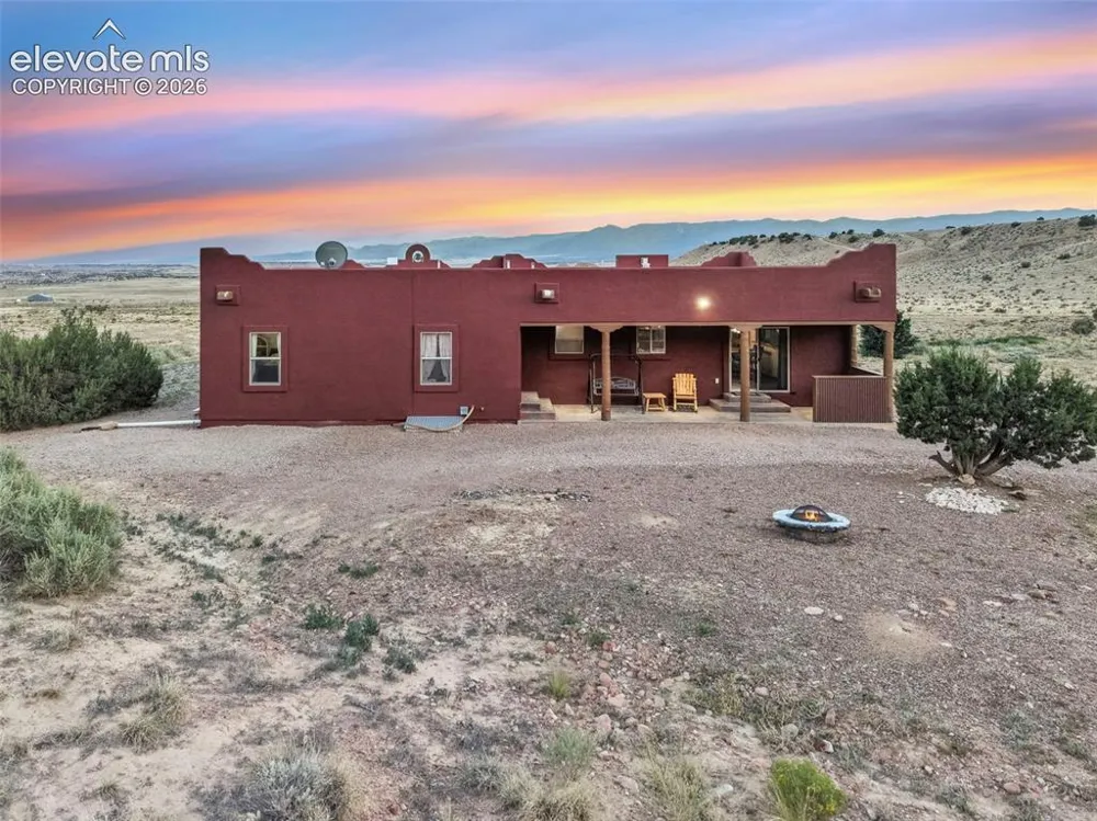 507 Van Egmond Drive Penrose, CO 81240
