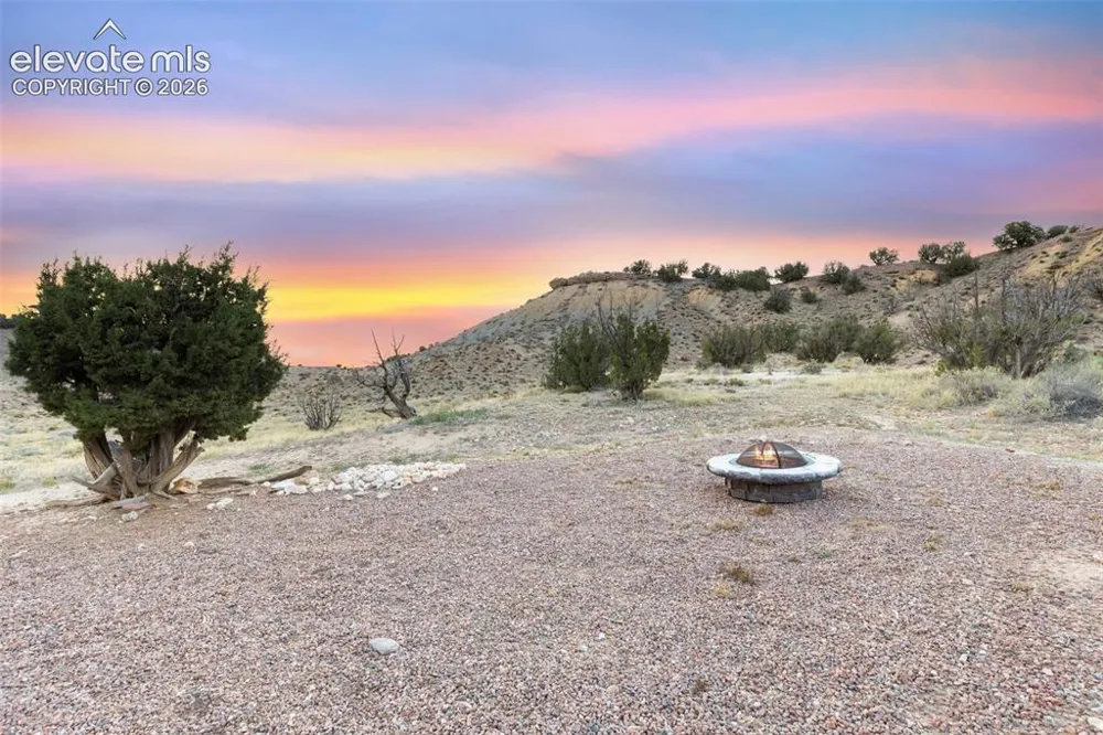 507 Van Egmond Drive Penrose, CO 81240