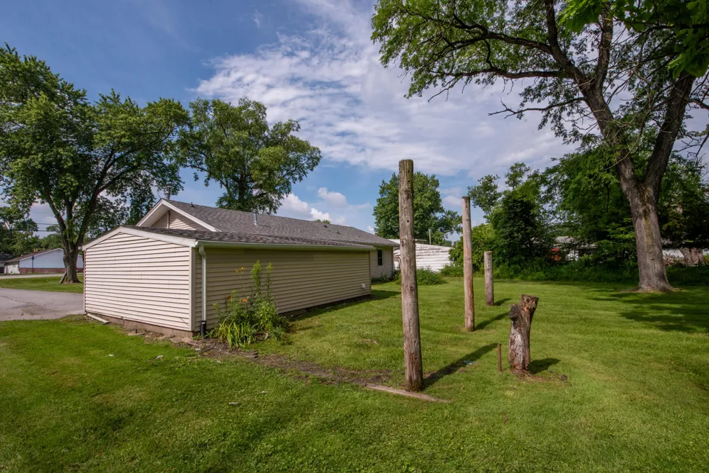 3138 W 45th Avenue Gary, IN 46408