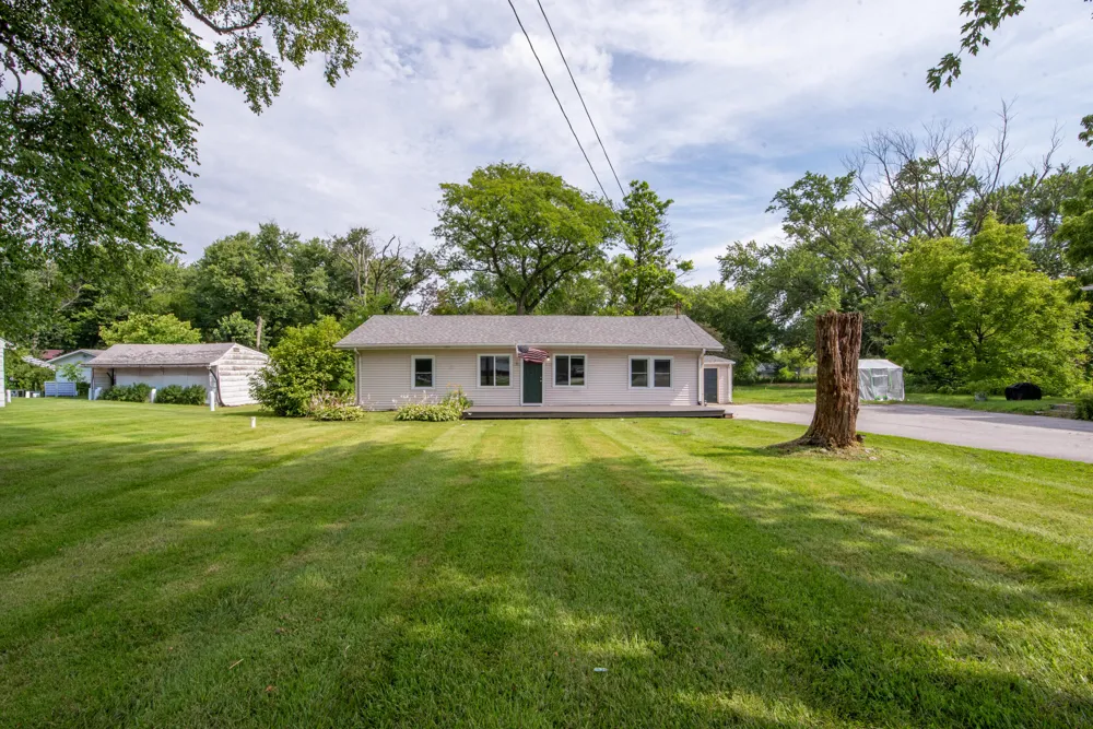 3138 W 45th Avenue Gary, IN 46408