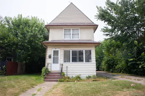 633 Perry Street