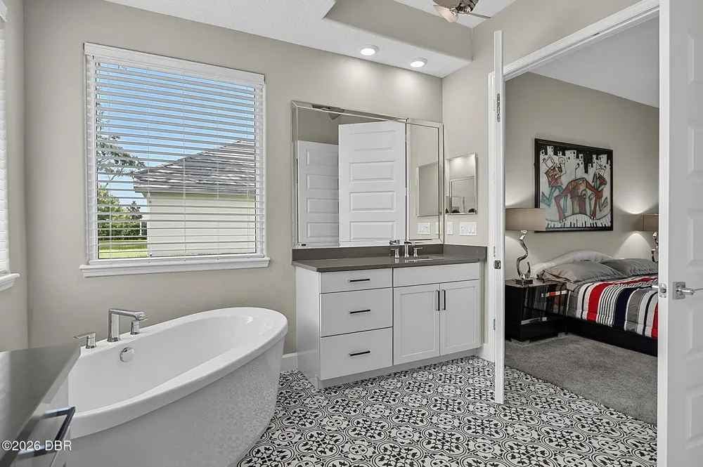 38 New Leatherwood Drive Palm Coast, FL 32137