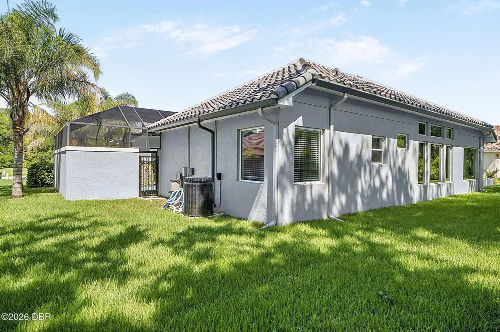 38 New Leatherwood Drive Palm Coast, FL 32137