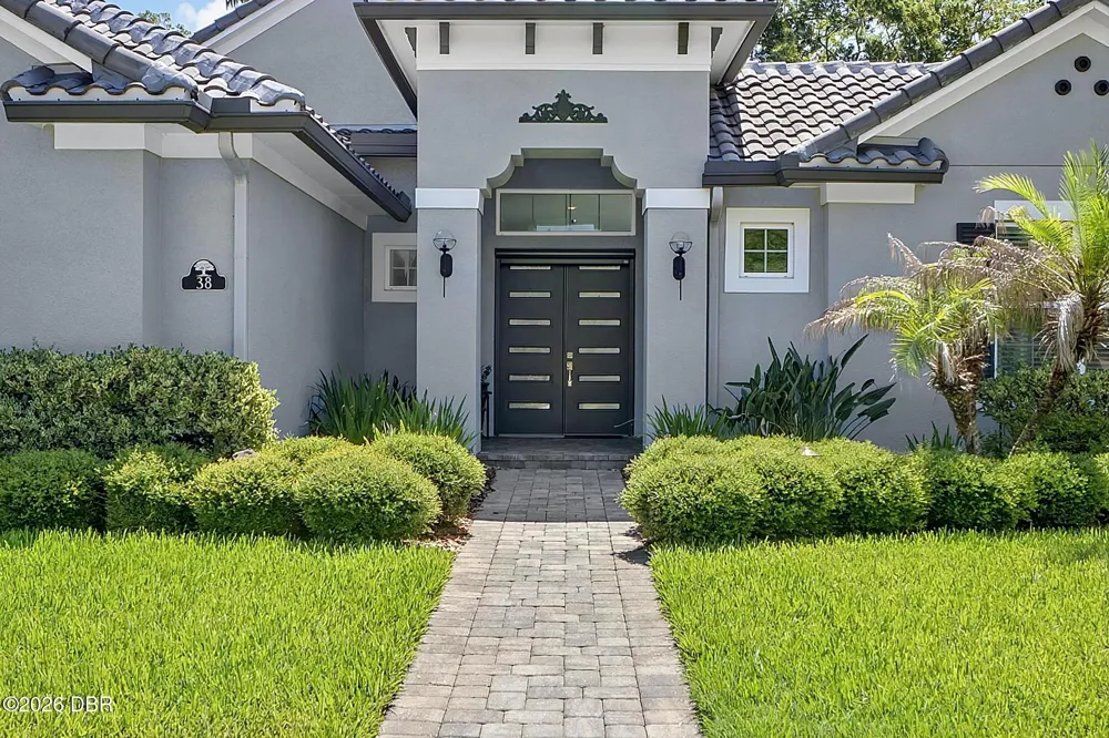 38 New Leatherwood Drive Palm Coast, FL 32137