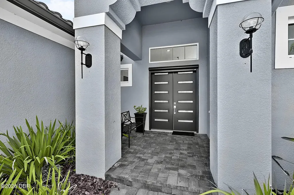 38 New Leatherwood Drive Palm Coast, FL 32137