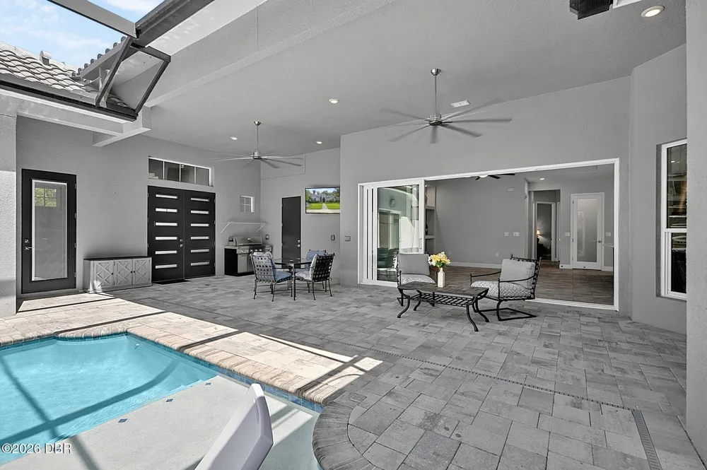 38 New Leatherwood Drive Palm Coast, FL 32137
