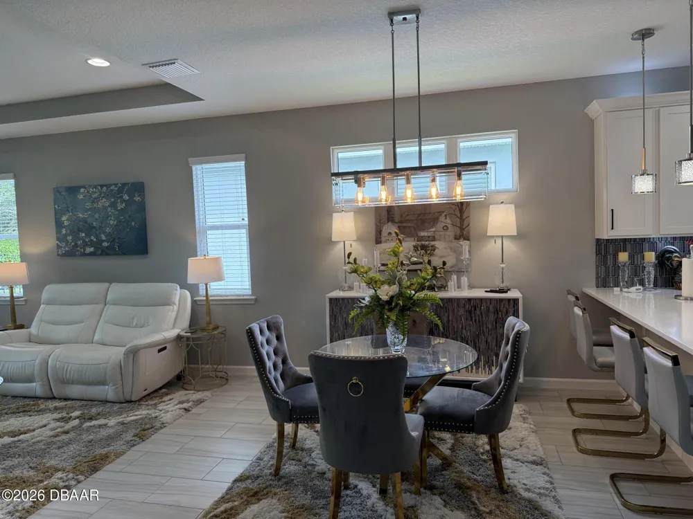 173 Old Moss Circle Deland, FL 32724